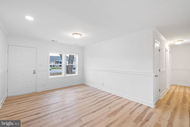 322 SHERIDAN DR, New Castle, DE 19720