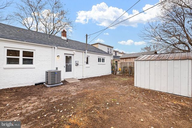 322 SHERIDAN DR, New Castle, DE 19720