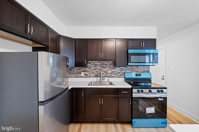 322 SHERIDAN DR, New Castle, DE 19720