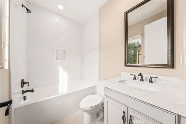 46 Shadybend, Irvine, CA 92602