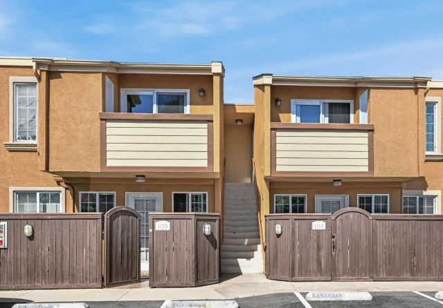 5252 Balboa Arms Dr 205, San Diego, CA 92117