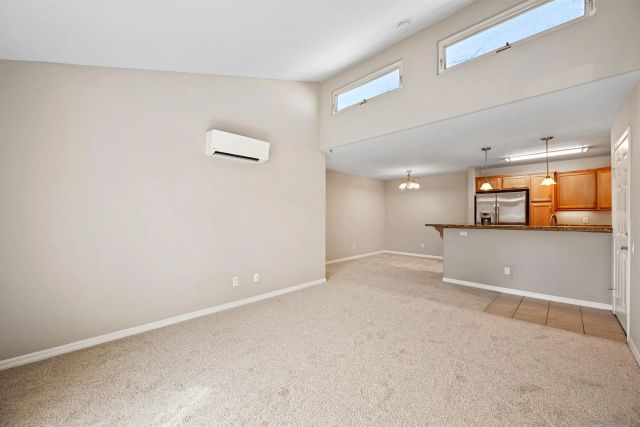 5252 Balboa Arms Dr 205, San Diego, CA 92117