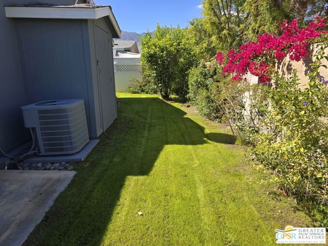 356 Saguaro Drive, Palm Springs, CA 92264