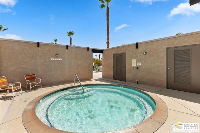 356 Saguaro Drive, Palm Springs, CA 92264