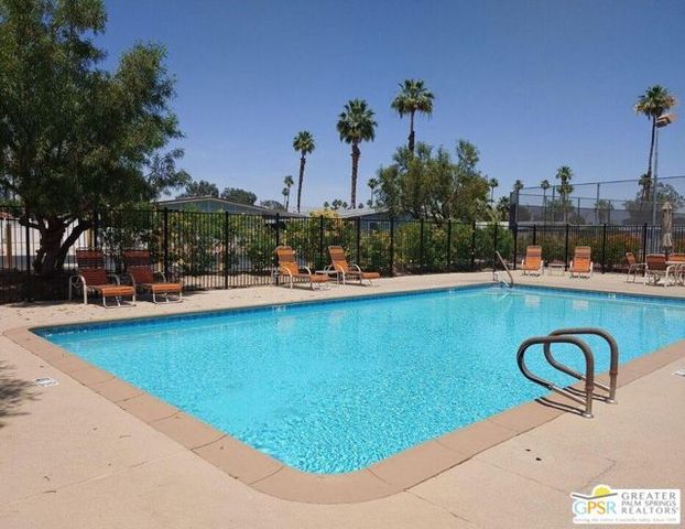 356 Saguaro Drive, Palm Springs, CA 92264