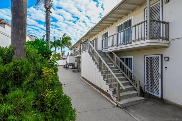 5035 Saratoga, San Diego, CA 92107