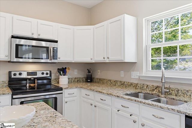 615 Chadwyck Drive, Duncan, SC 29334
