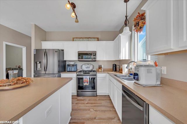 32542 Thatcher Street, New Haven, MI 48048