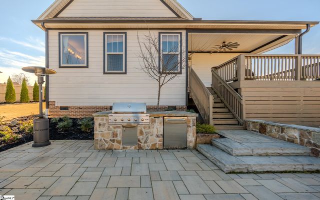 224 Grayson Drive, Travelers Rest, SC 29690