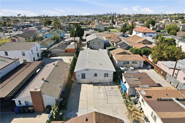 1123 S Kern, Los Angeles, CA 90022