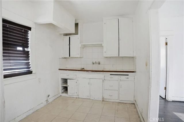 1123 S Kern, Los Angeles, CA 90022