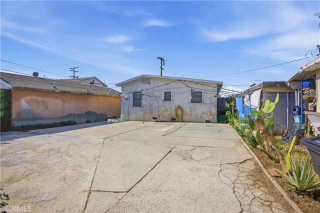 1123 S Kern, Los Angeles, CA 90022