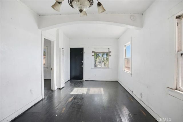 1123 S Kern, Los Angeles, CA 90022