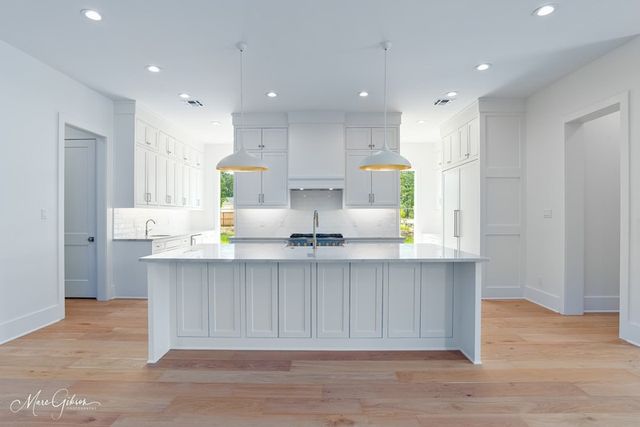 2121 Pecan Square Avenue, Shreveport, LA 71106