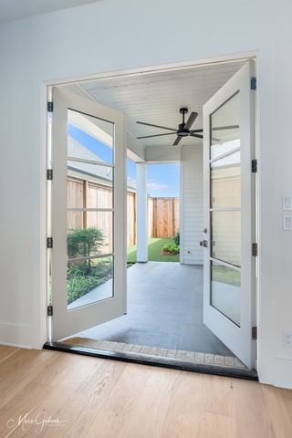 2121 Pecan Square Avenue, Shreveport, LA 71106