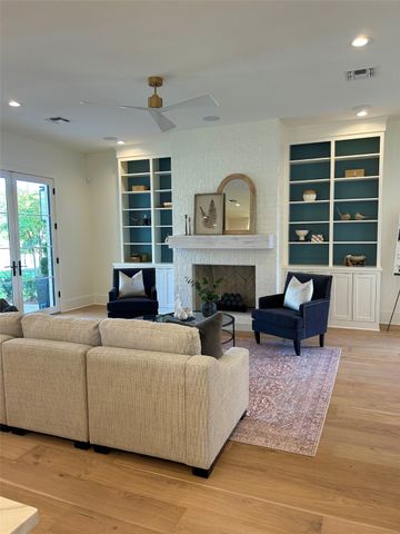 2121 Pecan Square Avenue, Shreveport, LA 71106