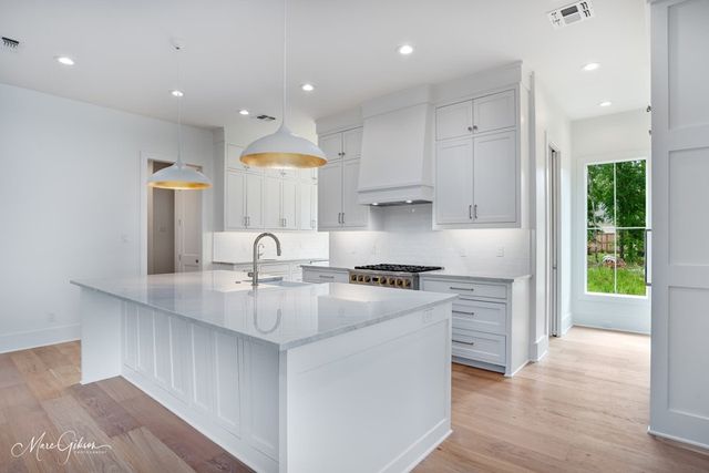 2121 Pecan Square Avenue, Shreveport, LA 71106