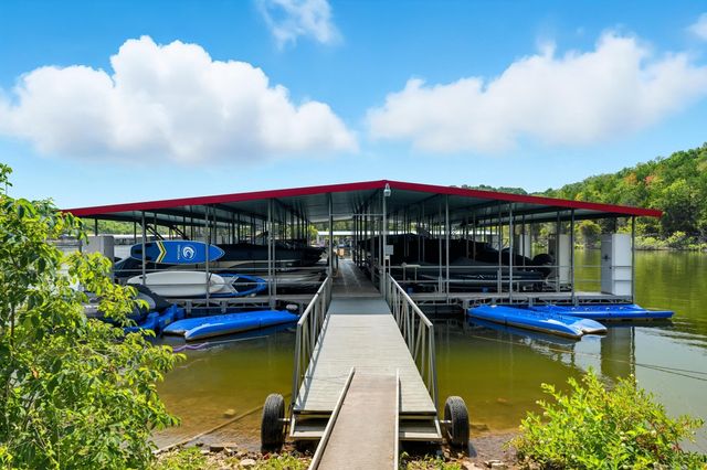 228 Seven Cove Lane 1-202, Kimberling City, MO 65686