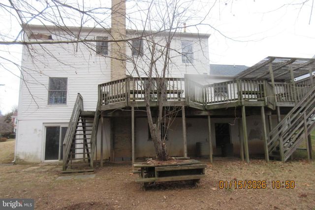 17236 FOUNDERS MILL DR, Rockville, MD 20855