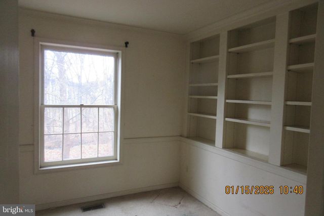 17236 FOUNDERS MILL DR, Rockville, MD 20855