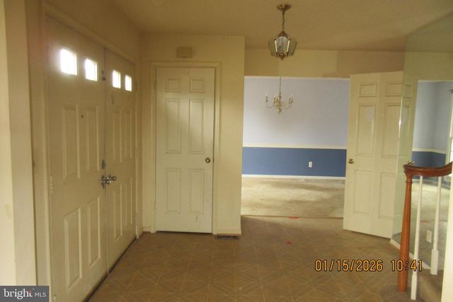 17236 FOUNDERS MILL DR, Rockville, MD 20855