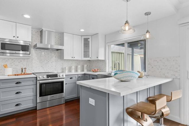 1072 Eagle Lane, Foster City, CA 94404