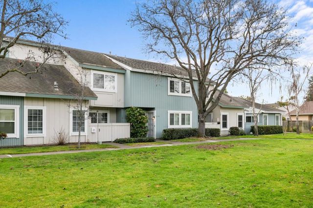 1072 Eagle Lane, Foster City, CA 94404