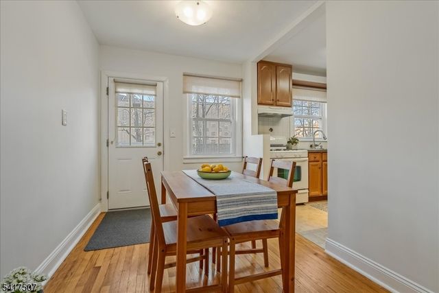 40 Meadowbrook Pl, Maplewood Twp., NJ 07040