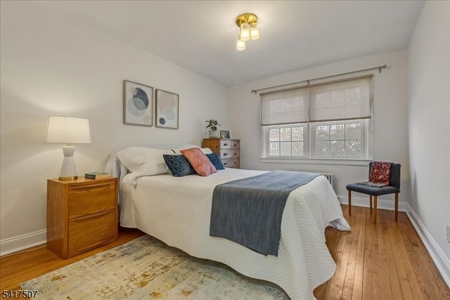 40 Meadowbrook Pl, Maplewood Twp., NJ 07040