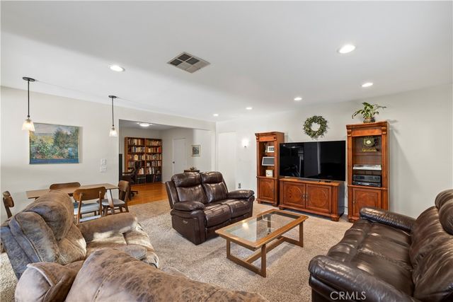 2937 Claremont Heights, Claremont, CA 91711