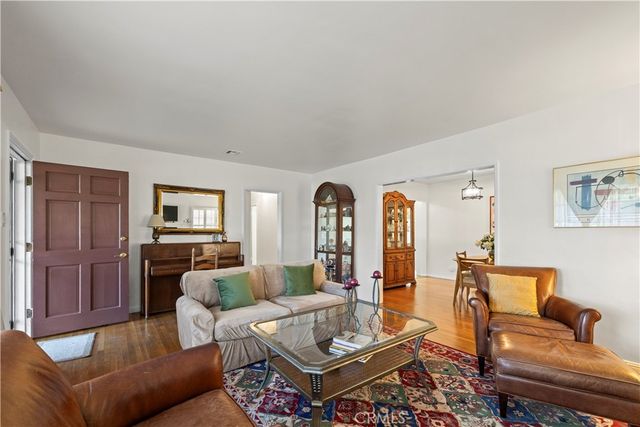 2937 Claremont Heights, Claremont, CA 91711