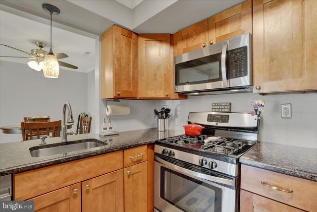 1907 SOCIETY PL, Newtown, PA 18940