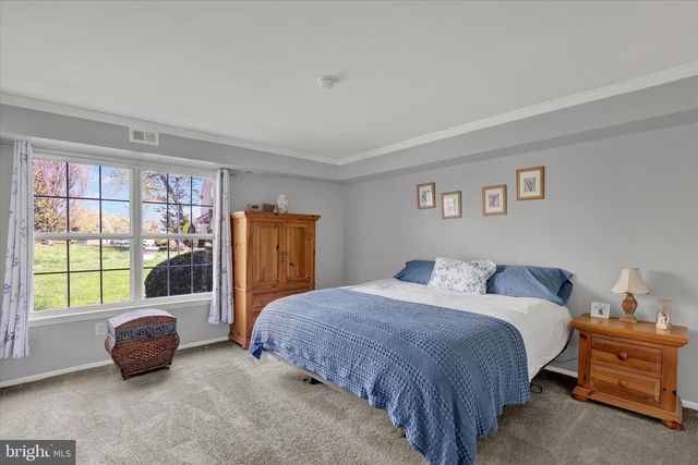 1907 SOCIETY PL, Newtown, PA 18940