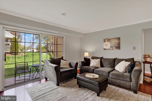 1907 SOCIETY PL, Newtown, PA 18940