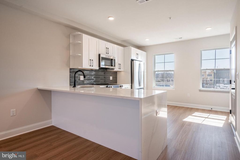 2703 PRIYA LN #A70, Philadelphia, PA 19131 — photo 4