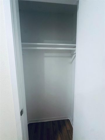 6302 Hanley Lane, Houston, TX 77016