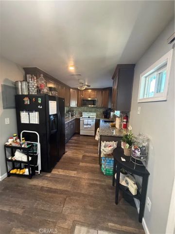 1602 N King A4, Santa Ana, CA 92706