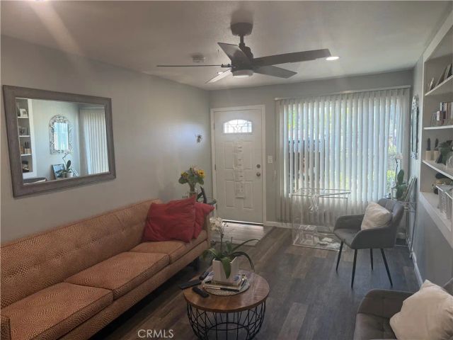 1602 N King A4, Santa Ana, CA 92706