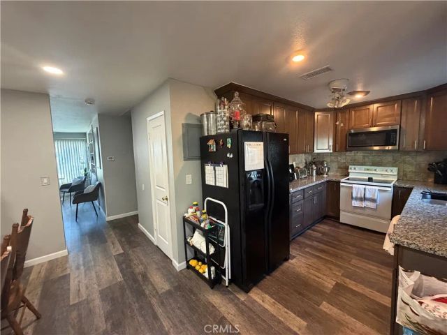 1602 N King A4, Santa Ana, CA 92706