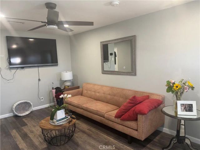 1602 N King A4, Santa Ana, CA 92706