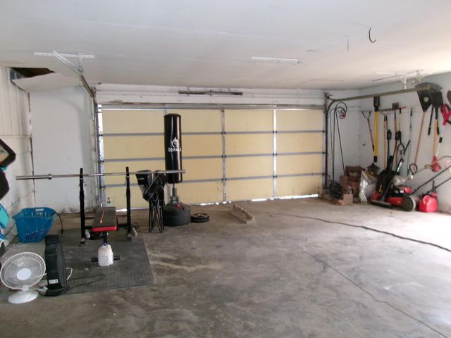 1302 NW E, Miami, OK 74354