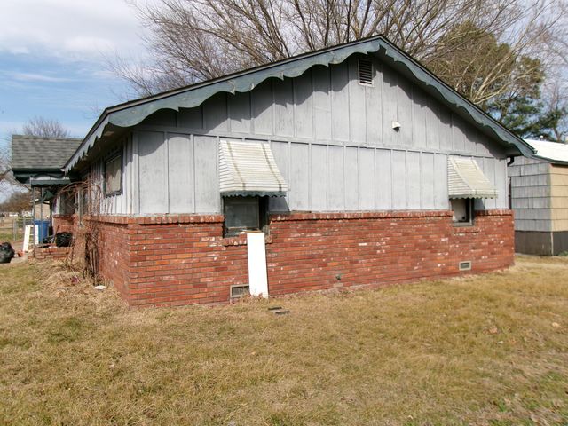 1302 NW E, Miami, OK 74354