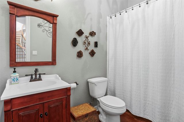 414 Lakeland Circle, Rosharon, TX 77583