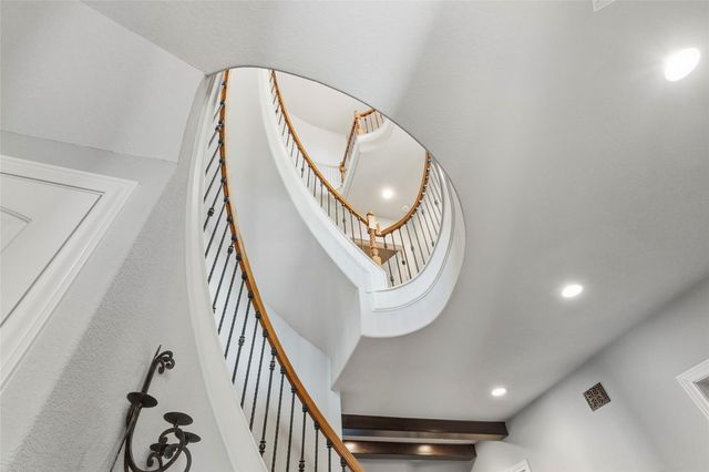 414 Lakeland Circle, Rosharon, TX 77583