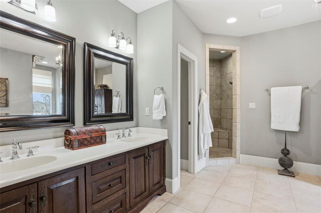 414 Lakeland Circle, Rosharon, TX 77583