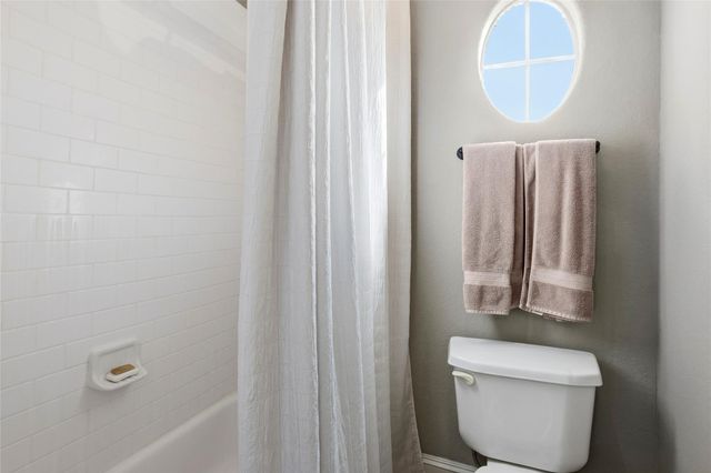 414 Lakeland Circle, Rosharon, TX 77583