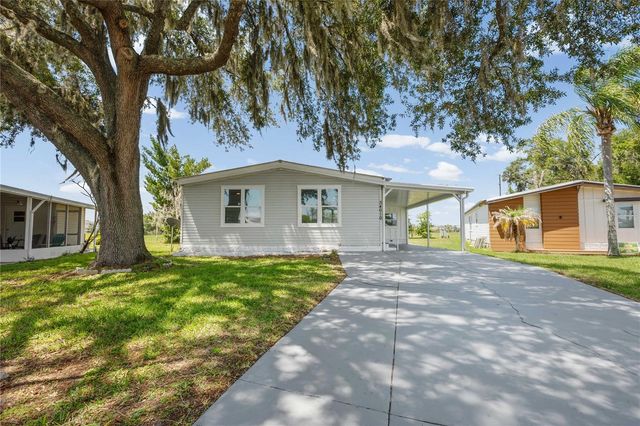 34010 ESTATES LANE, Wesley Chapel, FL 33543