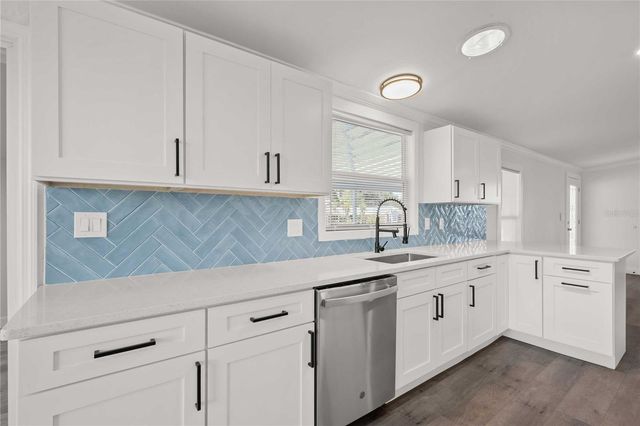 34010 ESTATES LANE, Wesley Chapel, FL 33543