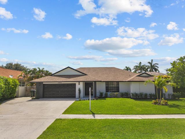 14814 Paddock Drive, Wellington, FL 33414