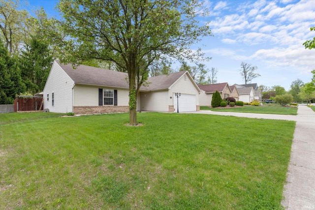 8809 Eventer Trail, Fort Wayne, IN 46825